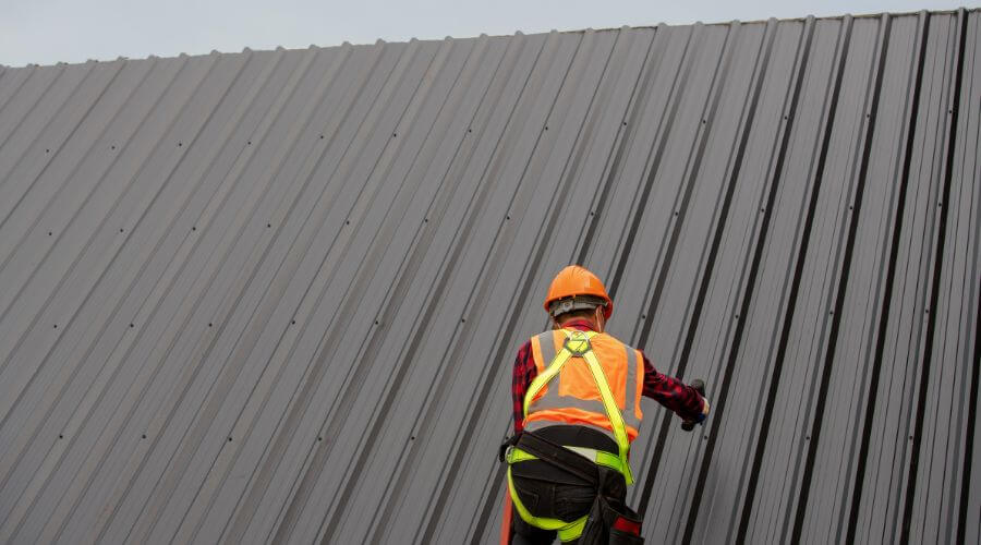 Professional gutter cleaning in Thorofare, NJ